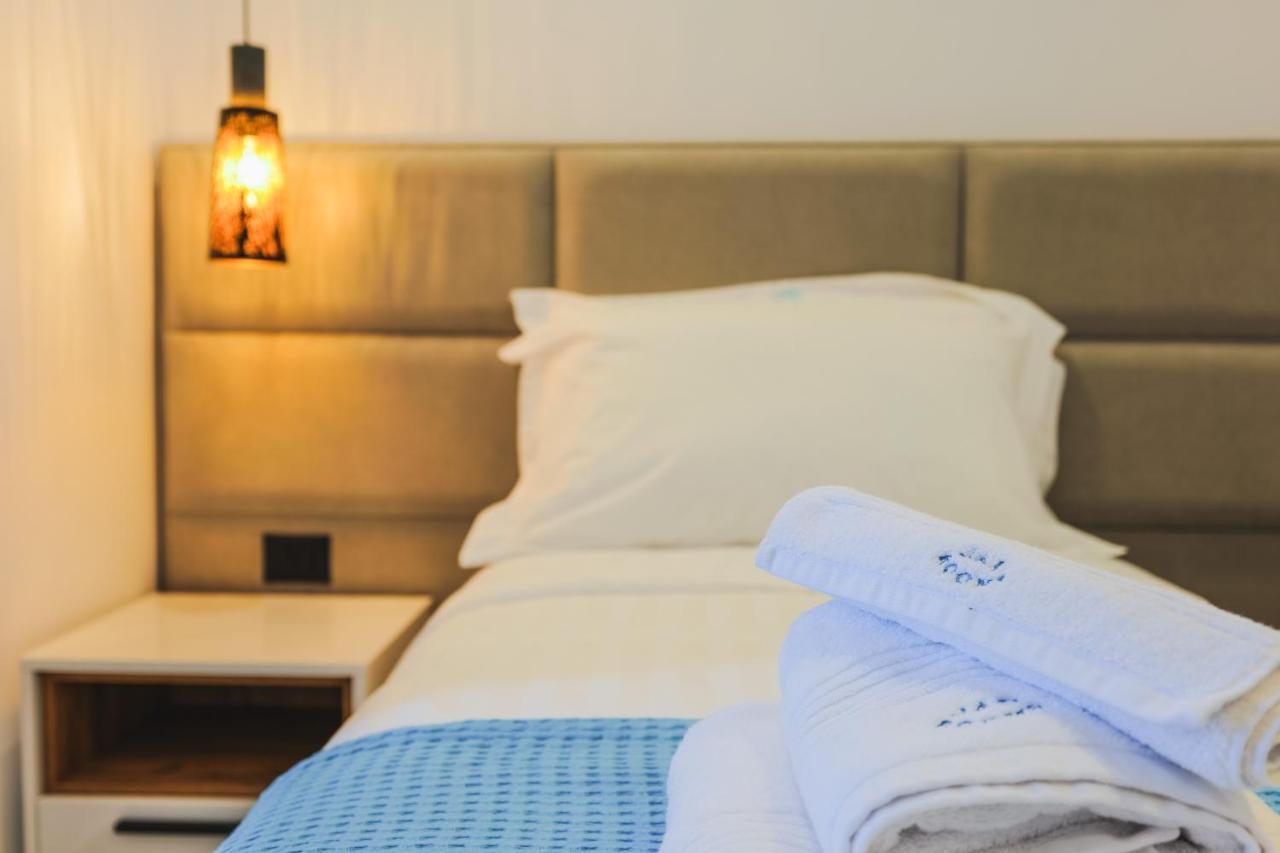 Jad Rooms Sarandë Exteriör bild