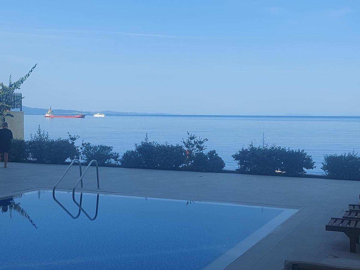 Jad Rooms Sarandë Exteriör bild