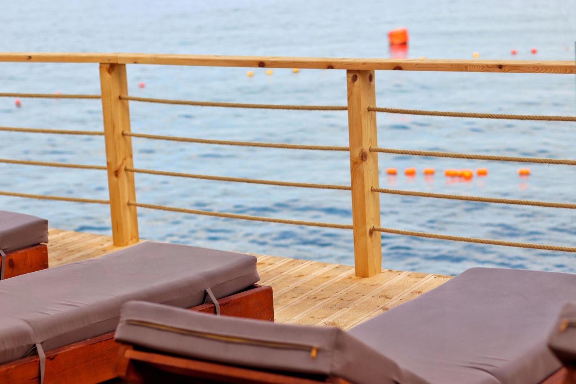 Jad Rooms Sarandë Exteriör bild