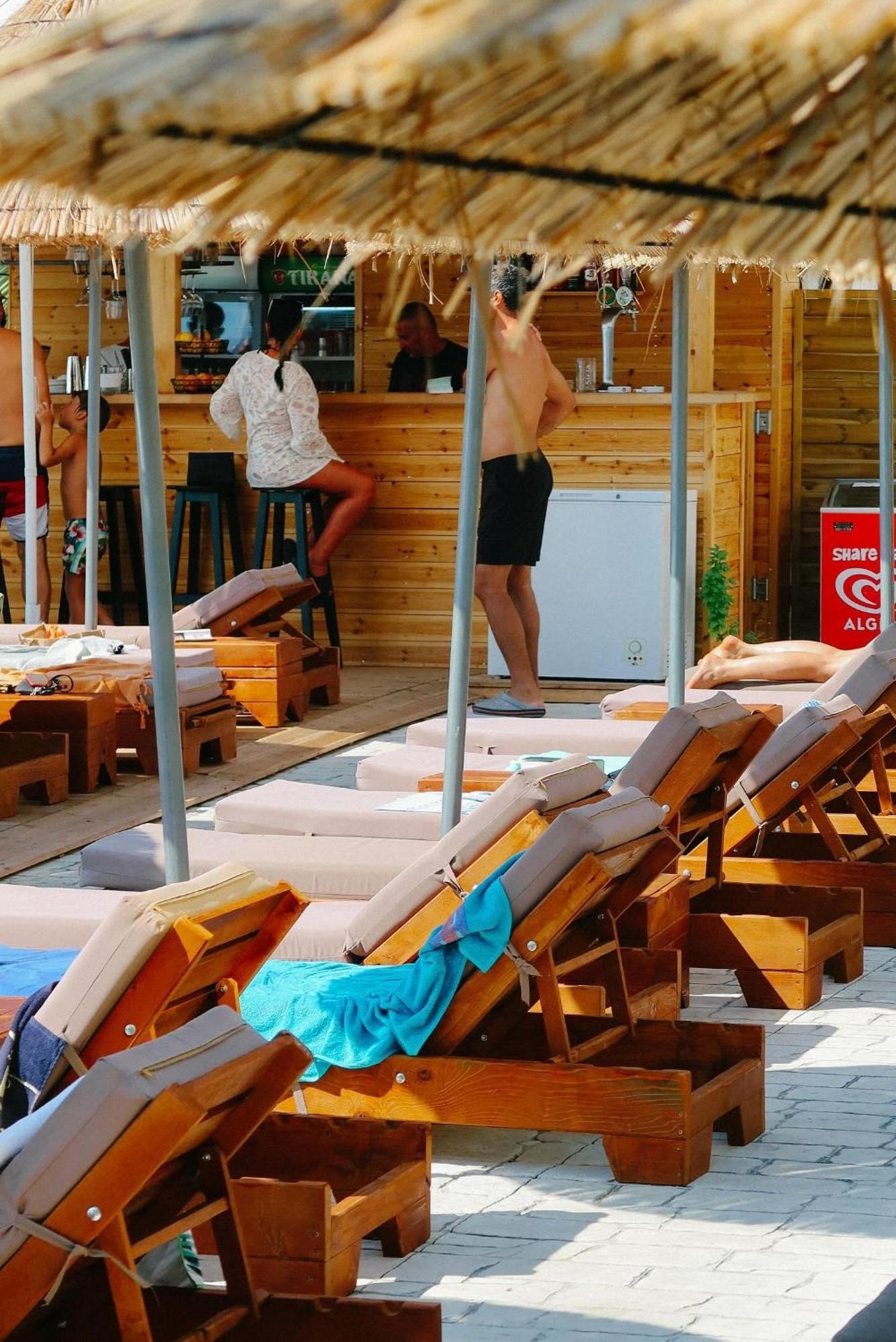 Jad Rooms Sarandë Exteriör bild