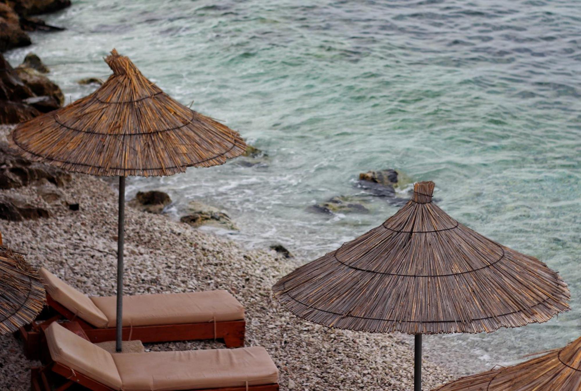 Jad Rooms Sarandë Exteriör bild
